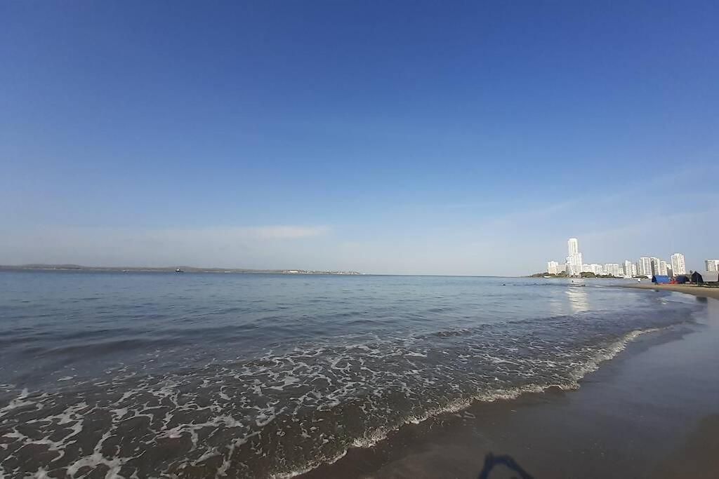 Aparta-suites En Junto A La Playa *