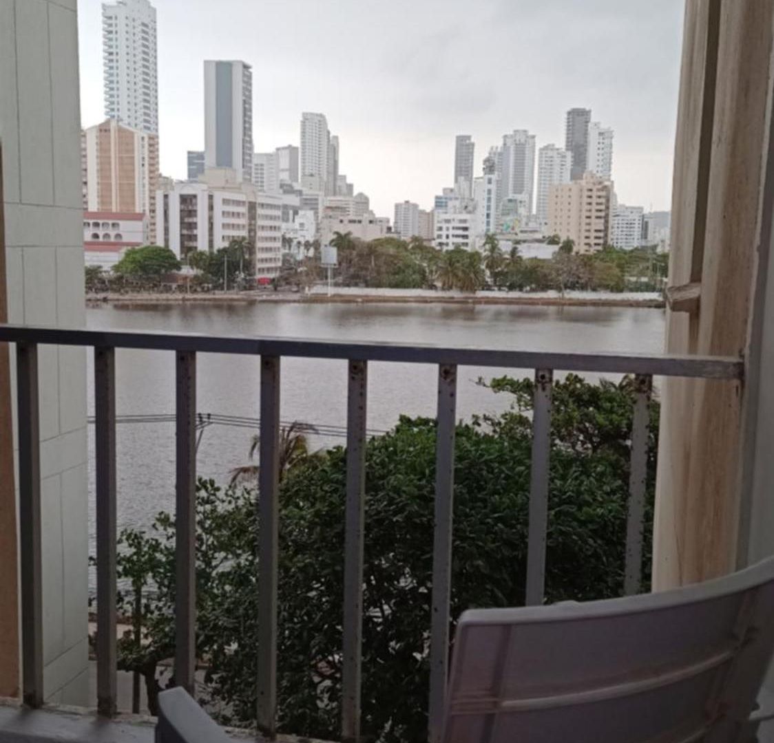 Aparta-suites En Junto A La Playa
