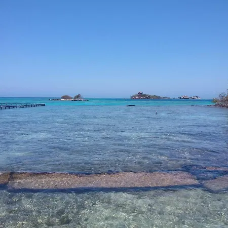 Aparta-suites En Junto A La Playa Apartamento