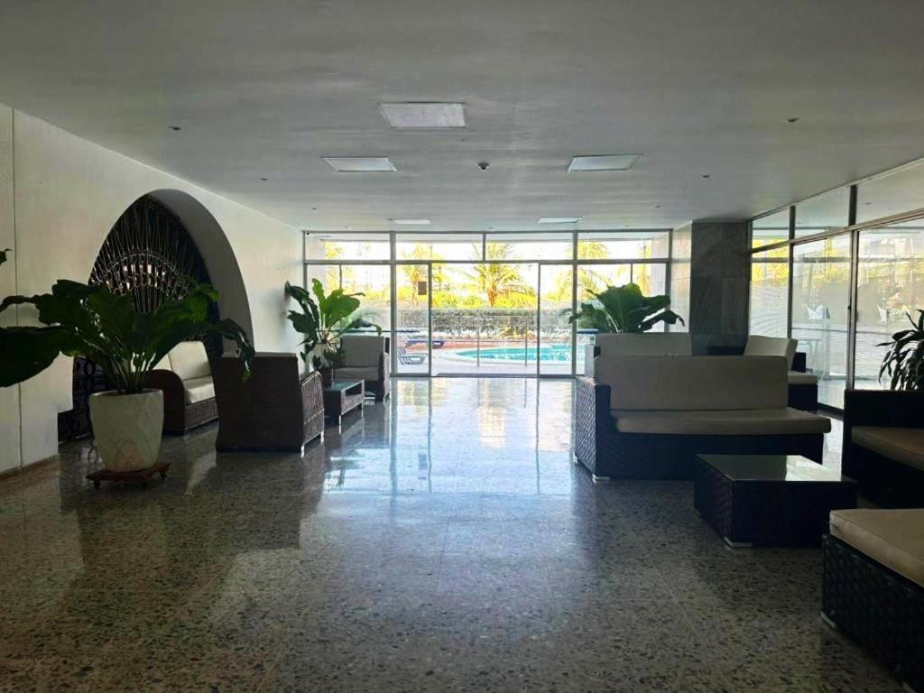 Aparta-suites En Junto A La Playa Cartagena